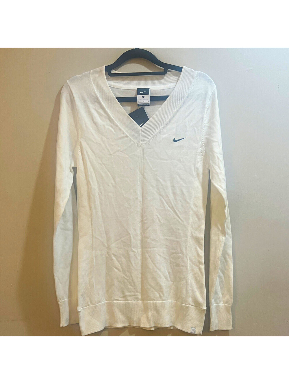 Nike Women’s White Cotton Knit V-Neck Long Sleeve Pullover Logo Sweater M